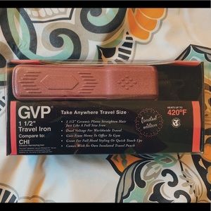 Pink sparkly travel size straightener